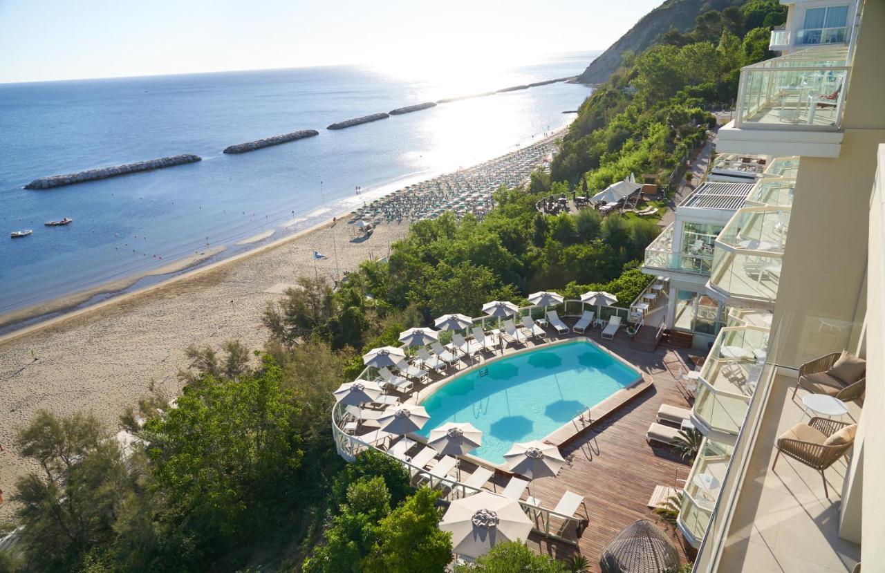 Hotel Sans Souci Gabicce Mare Exteriör bild