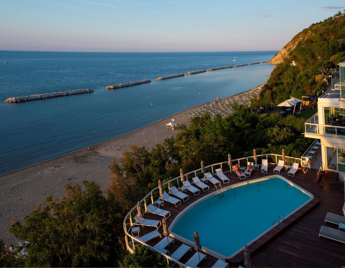 Hotel Sans Souci Gabicce Mare Exteriör bild